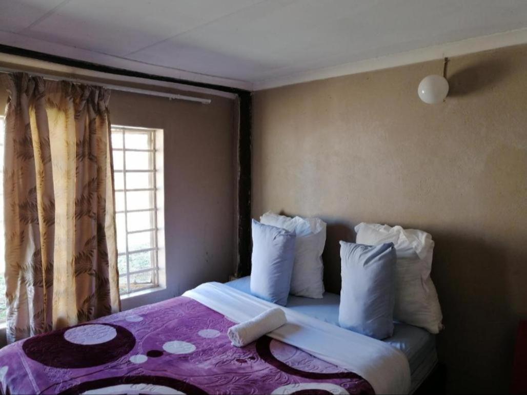 Kaste Guesthouse Tzaneen Esterno foto