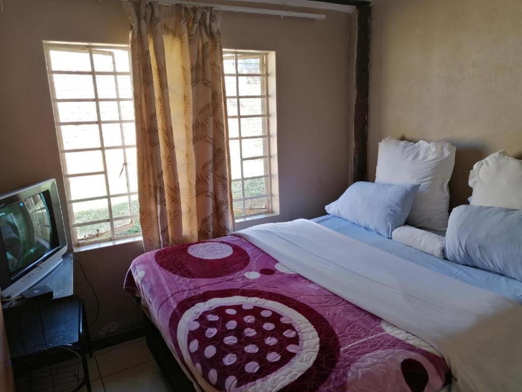 Kaste Guesthouse Tzaneen Esterno foto